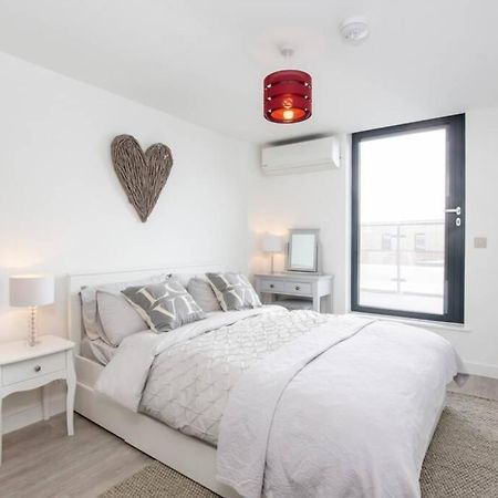 2 Bedroom Penthouse - Large Balcony - Minster View York Ngoại thất bức ảnh