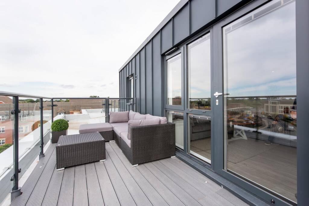 2 Bedroom Penthouse - Large Balcony - Minster View York Ngoại thất bức ảnh